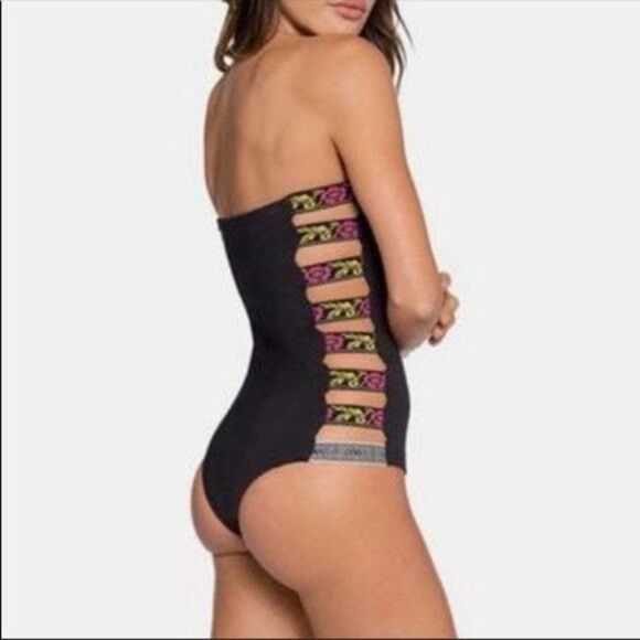 Tavik Womens Size Medium Aimee Strapless One Piece Swimsuit Black - Picture 2 of 7